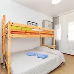 Geranis By Interhome * Llança