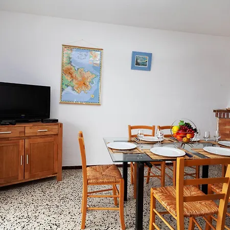 Apartment Geranis By Interhome Llanca