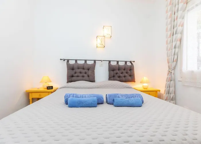 Geranis By Interhome *